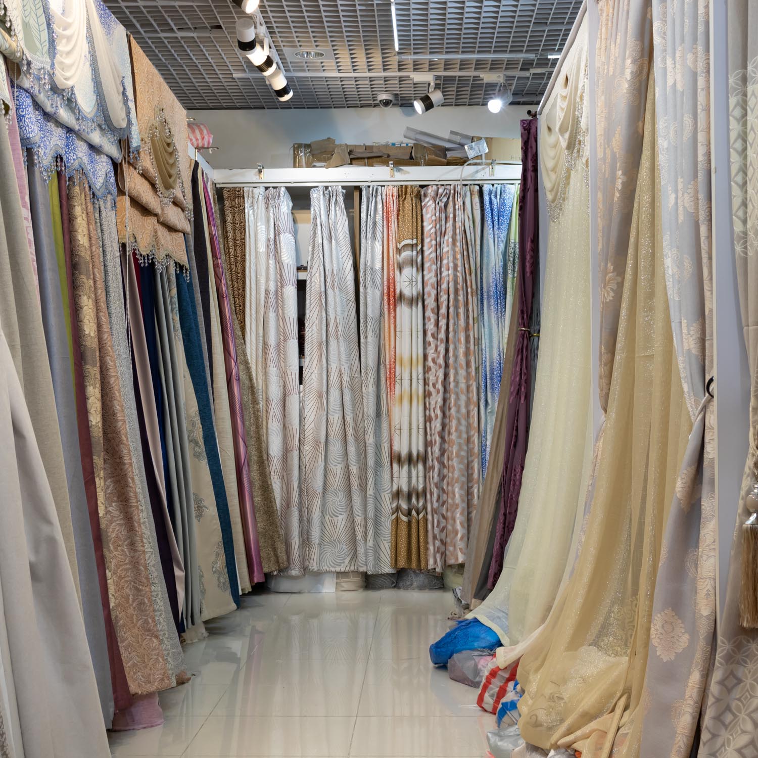 Xin Min Curtains And Textiles W.L.L.